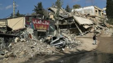 4 شهداء بغارة إسرائيلية.. الاحتلال يعلن تصفية 2 من قيادات حزب الله