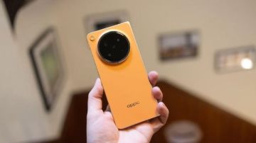 Find N6 يغزو الأسواق.. أوبو تواجه سامسونج بهاتف قابل للطي بلا تجاعيد