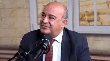 مجدي مرشد: يجب أن تتبع الحكومة منهجا جادا في زيادة الإنتاج وتعظيم الموارد لتقليص الاعتماد على القروض مجدي مرشد: يجب أن تتبع الحكومة منهجا جادا في زيادة الإنتاج وتعظيم الموارد لتقليص الاعتماد على القروض