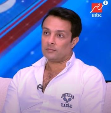 وائل عبد العزيز يسخر من شائعة حبسه 10 أشهر