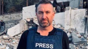 إصابة مراسل ومصور قناة روسيا اليوم في هجوم إسرائيلي على جنوب لبنان إصابة مراسل ومصور قناة روسيا اليوم في هجوم إسرائيلي على جنوب لبنان