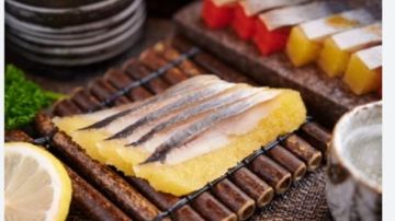 سفرة أول يوم العيد.. طريقة عمل سوشي رنجة بمذاق لا يقاوم