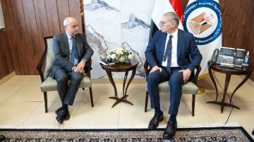 مع إيني الإيطالية البترول تجهز لـ ربط حقل كرونوس القبرصي بمصر