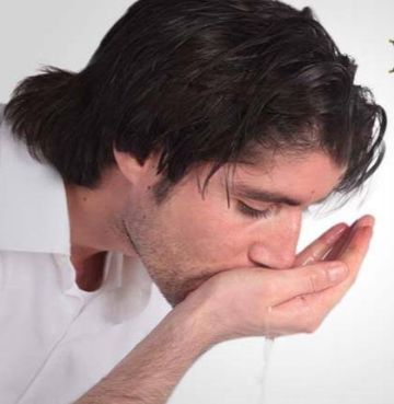 هل كثرة المضمضة في نهار رمضان تفسد الصيام؟.. مجدي عاشور يجيب هل كثرة المضمضة في نهار رمضان تفسد الصيام؟.. مجدي عاشور يجيب