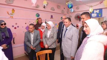 انطلاق قافلة للهلال الأحمر بدمياط .. وإقبال كبير من المواطنين