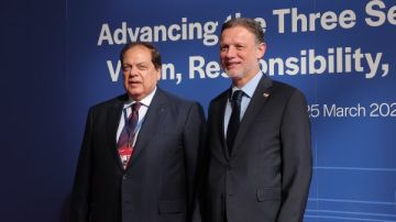 جهود مكثفة للتهدئة بالمنطقة.. محمد أبو العينين: جولة الرئيس السيسي الخليجية رسالة دعم جهود مكثفة للتهدئة بالمنطقة.. محمد أبو العينين: جولة الرئيس السيسي الخليجية رسالة دعم