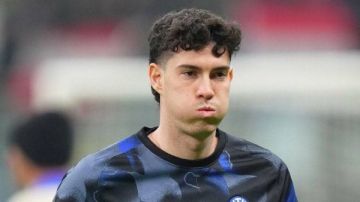 برشلونة يستهدف باستوني من إنتر لتعزيز الدفاع الصيف المقبل