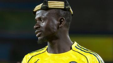 بعد إصابته.. النصر يحسم موقفه من سفر ساديو ماني لمعسكر السنغال بعد إصابته.. النصر يحسم موقفه من سفر ساديو ماني لمعسكر السنغال