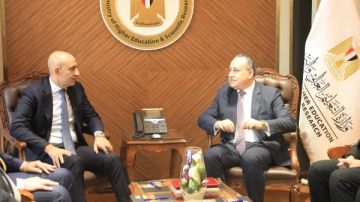 تكثيف التواصل بين قيادات التربية والتعليم و التعليم العالي لتجهيز الطلاب للإلتحاق بالجامعات