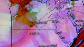 الأقمار الصناعية ترصد سحبا رعدية تقترب من الحدود الغربية.. والأمطار بدأت بالفعل