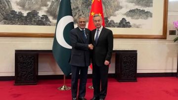 حرب إيران .. مبادرة صينية باكستانية من 5 نقاط لاحتواء التوتر في الخليج والشرق الأوسط حرب إيران .. مبادرة صينية باكستانية من 5 نقاط لاحتواء التوتر في الخليج والشرق الأوسط