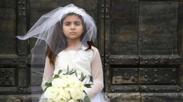  شكل تاني يكشف تفاصيل صادمة في واقعة زواج طفلة بسوهاج.. والأب: بلغت لحماية بنتي