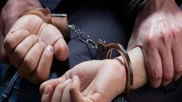 ضبط سائق صدم عامل توصيل بالتجمع الأول وفر هاربا عاجل