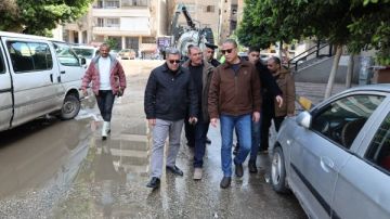 محافظ الجيزة يتفقد جهود شفط مياه الأمطار بمحور صفط اللبن وشوارع الدقي والعجوزة محافظ الجيزة يتفقد جهود شفط مياه الأمطار بمحور صفط اللبن وشوارع الدقي والعجوزة