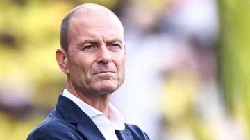 هياخد عقده بالكامل.. ناقد رياضي يوضح سبب تأخير الأهلي لإقالة توروب