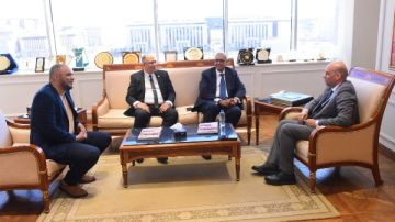 وزير العمل يبحث التوسع في التدريب ونقل الخبرات للشباب مع شركات هندية