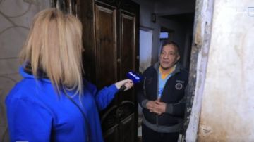 عايز اعمل عملية زراعة فك لبنتي.. عم يحيى يبكي على الهواء وريهام سعيد تهديه 40 ألف جنيه عايز اعمل عملية زراعة فك لبنتي.. عم يحيى يبكي على الهواء وريهام سعيد تهديه 40 ألف جنيه