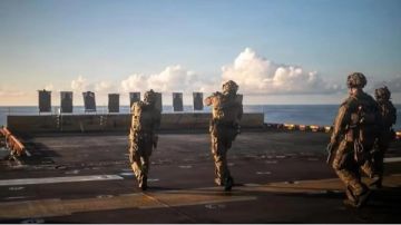 قائد الفرقة الأمريكية 82 المحمولة جوا تتلقى تعليمات من البنتاجون للانتشار في الشرق الأوسط