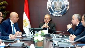 وزير الاستثمار: التعاون مع مختلف الأطراف لتقديم الدعم اللازم لريادة الأعمال وزير الاستثمار: التعاون مع مختلف الأطراف لتقديم الدعم اللازم لريادة الأعمال