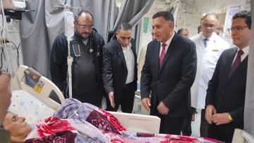 أول أيام العيد ...جولة لوكيل وزارة الصحة ومحافظ القليوبية بمستشفي حميات بنها أول أيام العيد ...جولة لوكيل وزارة الصحة ومحافظ القليوبية بمستشفي حميات بنها