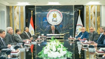 جمبلاط يوجه بترشيد الإستهلاك بشركات الإنتاج الحربي دون التأثير على الإنتاجية جمبلاط يوجه بترشيد الإستهلاك بشركات الإنتاج الحربي دون التأثير على الإنتاجية