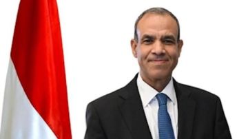 خلال جولته العربية.. وزير الخارجية يطمئن على أوضاع الجاليات المصرية فى الخليج والأردن