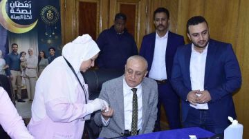 محافظ الأقصر يتفقد قافلة رمضان بصحة لكل العيلة بديوان عام المحافظة