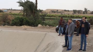 السكرتير العام لبني سويف يتفقد مخرات السيول ضمن الاستعدادات الدائمة لمواجهة تقلبات الطقس السكرتير العام لبني سويف يتفقد مخرات السيول ضمن الاستعدادات الدائمة لمواجهة تقلبات الطقس