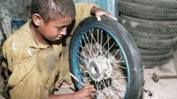 تشغيل الأطفال تحت مظلة القانون.. كيف ينظم قانون العمل الجديد ضوابط التدريب والعمل؟