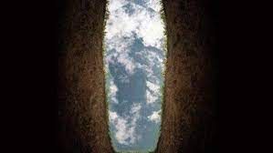 دعاء للميت في العيد.. بـ12 كلمة تعايده الملائكة وتجعل عيده بالجنة أجمل