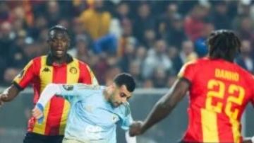 فاسد.. إعلامي يهاجم حكم مباراة الأهلي والترجي فاسد.. إعلامي يهاجم حكم مباراة الأهلي والترجي