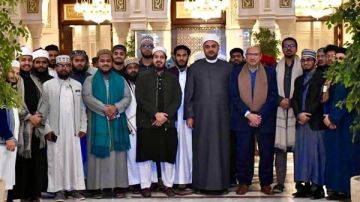 أمين المجلس الأعلى للشئون الإسلامية يستقبل وفدا من بنجلاديش ويصطحبه في جولة بمسجد مصر أمين المجلس الأعلى للشئون الإسلامية يستقبل وفدا من بنجلاديش ويصطحبه في جولة بمسجد مصر