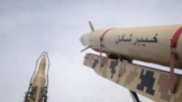 باستخدام صواريخ خرمشهر وعماد ..الحرس الثوري يعلن تنفيذ الموجة81 باستخدام صواريخ خرمشهر وعماد ..الحرس الثوري يعلن تنفيذ الموجة81