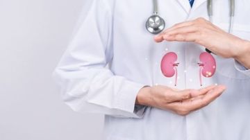 حصوات الكلى في الصدارة.. 7 إشارات لارتفاع حمض اليوريك يجب الانتباه لها