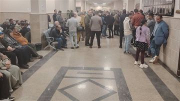 الشعب يريد الأب رقم 2 .. وقفة احتجاجية للمتضررين من قانون الأحوال الشخصية فيديو الشعب يريد الأب رقم 2 .. وقفة احتجاجية للمتضررين من قانون الأحوال الشخصية فيديو