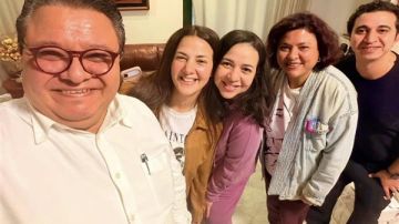 خالد جلال يحضر لمسرحية جديدة تجمع دنيا وإيمي سمير غانم