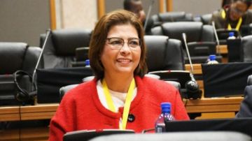 رئيس تضامن النواب لـ صدى البلد : أقترح استضافة الأب لأبنائه يوما على الأقل بدلا من رؤيتهم ساعة في الشارع رئيس تضامن النواب لـ صدى البلد : أقترح استضافة الأب لأبنائه يوما على الأقل بدلا من رؤيتهم ساعة في الشارع