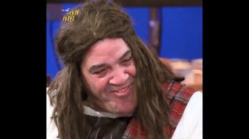 ضحك ومواقف مفاجئة.. طاهر أبو ليلة يمازح فيفي عبده في ألف ليلة وليلة ضحك ومواقف مفاجئة.. طاهر أبو ليلة يمازح فيفي عبده في ألف ليلة وليلة