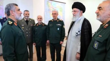 من هم القادة الإيرانيون الذين استهدفتهم الضربة الأمريكية الإسرائيلية؟