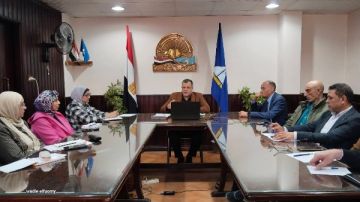 وكيل تعليم دمياط يناقش استعدادات امتحانات مارس ويتابع انتظام العملية التعليمية