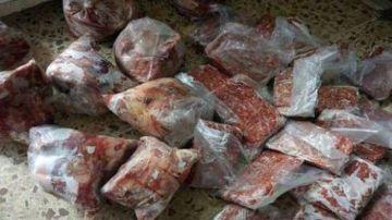 مصادرة 13 طنا و68 كيلو لحوم ودواجن وأسماك مدخنة في حملة بالغربية