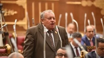 أمين سر تشريعية الشيوخ: توجيهات الرئيس السيسي وضعت مصر على مسار الثبات أمين سر تشريعية الشيوخ: توجيهات الرئيس السيسي وضعت مصر على مسار الثبات