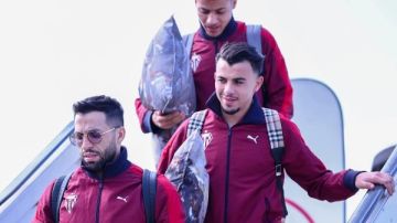 بعثة شباب بلوزداد تصل القاهرة استعدادا لمواجهة المصري في الكونفدرالية