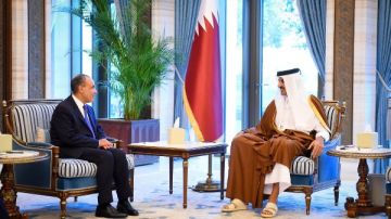 توجيهات رئاسية.. وزير الخارجية ينقل رسالة دعم وتضامن من مصر لأمير دولة قطر ويبحث خفض التصعيد توجيهات رئاسية.. وزير الخارجية ينقل رسالة دعم وتضامن من مصر لأمير دولة قطر ويبحث خفض التصعيد