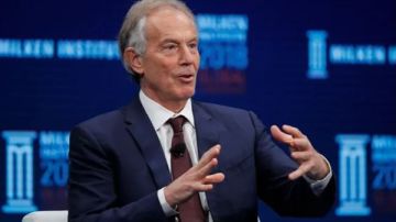 توني بلير: التحالف الأثيم يمنح شرعية لخطاب التطرف ويمزق النسيج الغربي توني بلير: التحالف الأثيم يمنح شرعية لخطاب التطرف ويمزق النسيج الغربي