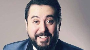 عمرو عبد العزيز يعلن إصابة والدته بجلطة في القلب