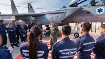 قائد القوات الجوية الإسرائيلية يشارك في الغارات الجوية على إيران