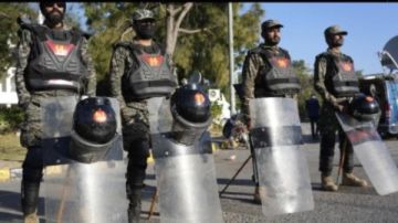 انتشار أمني واسع في العاصمة الباكستانية استعدادا لمحادثات حساسة بشأن إيران انتشار أمني واسع في العاصمة الباكستانية استعدادا لمحادثات حساسة بشأن إيران