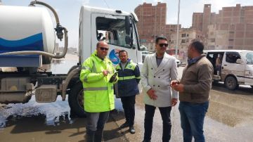 رئيس مياه القليوبية يتابع ميدانيا جهود رفع تجمعات الأمطار رئيس مياه القليوبية يتابع ميدانيا جهود رفع تجمعات الأمطار
