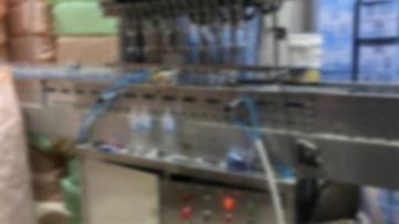 ضبط مصنع عبوات مياه معدنية مغشوشة في القليوبية